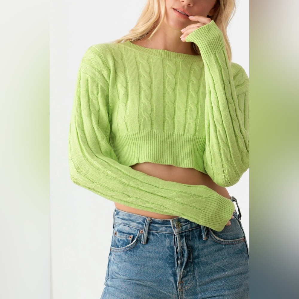 NWT Thinkable Cable Pattern Lightweight Long Sleeve Crop Sweater Size Medium